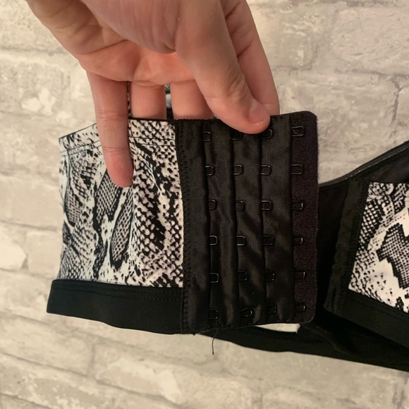 Snake print bikini top - Picture 4 of 5